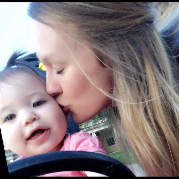 Meet your Posher, Kayla - Picture 1 of 1